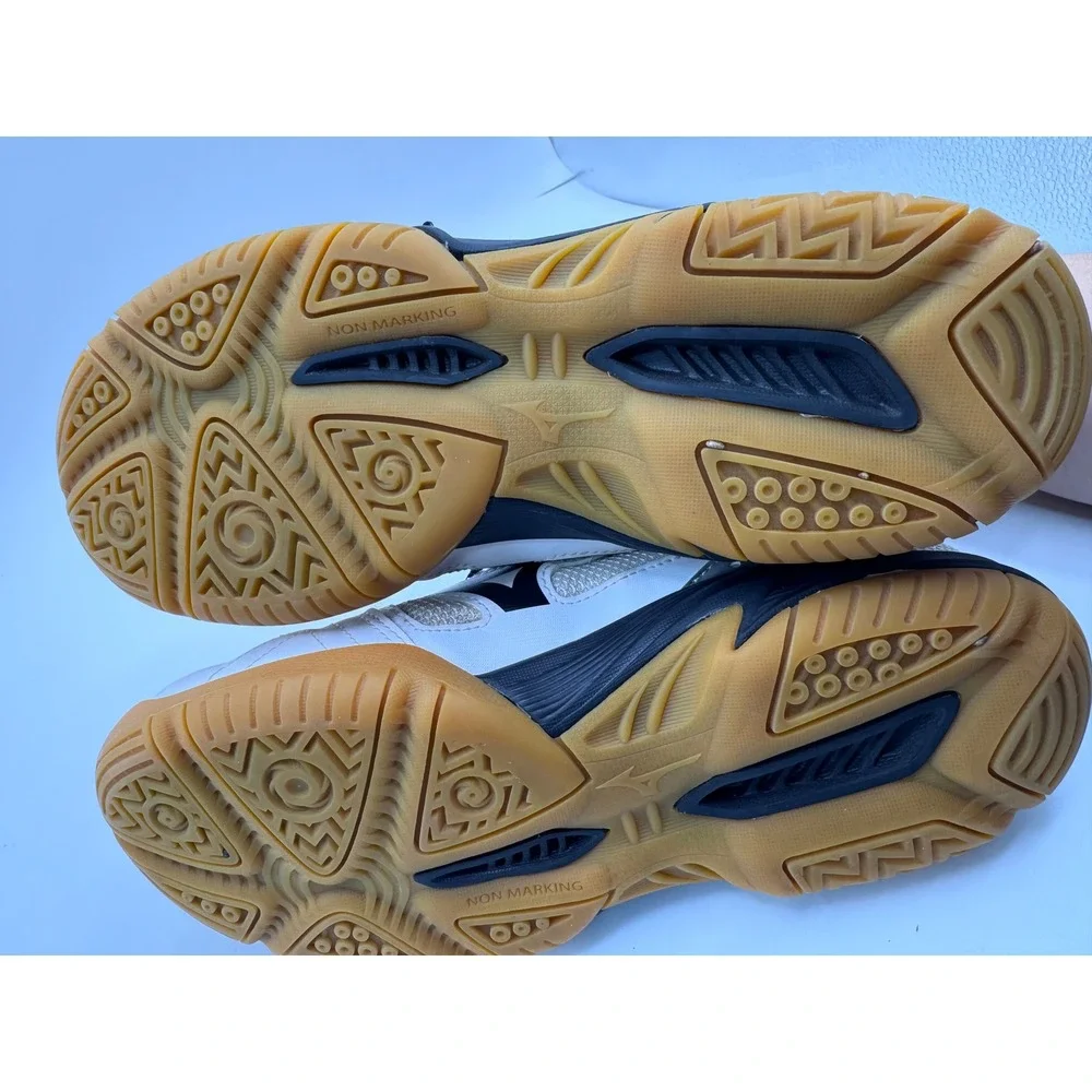 Mizuno 8.5 White Cyclone Speed 2 Volleyball‎ Shoes Women's Athletic Sneakers